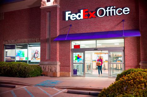 Distance: 4. . Fedex retail locations